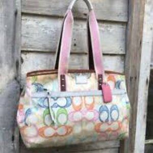 Coach Signature Hampton Scribble Tote